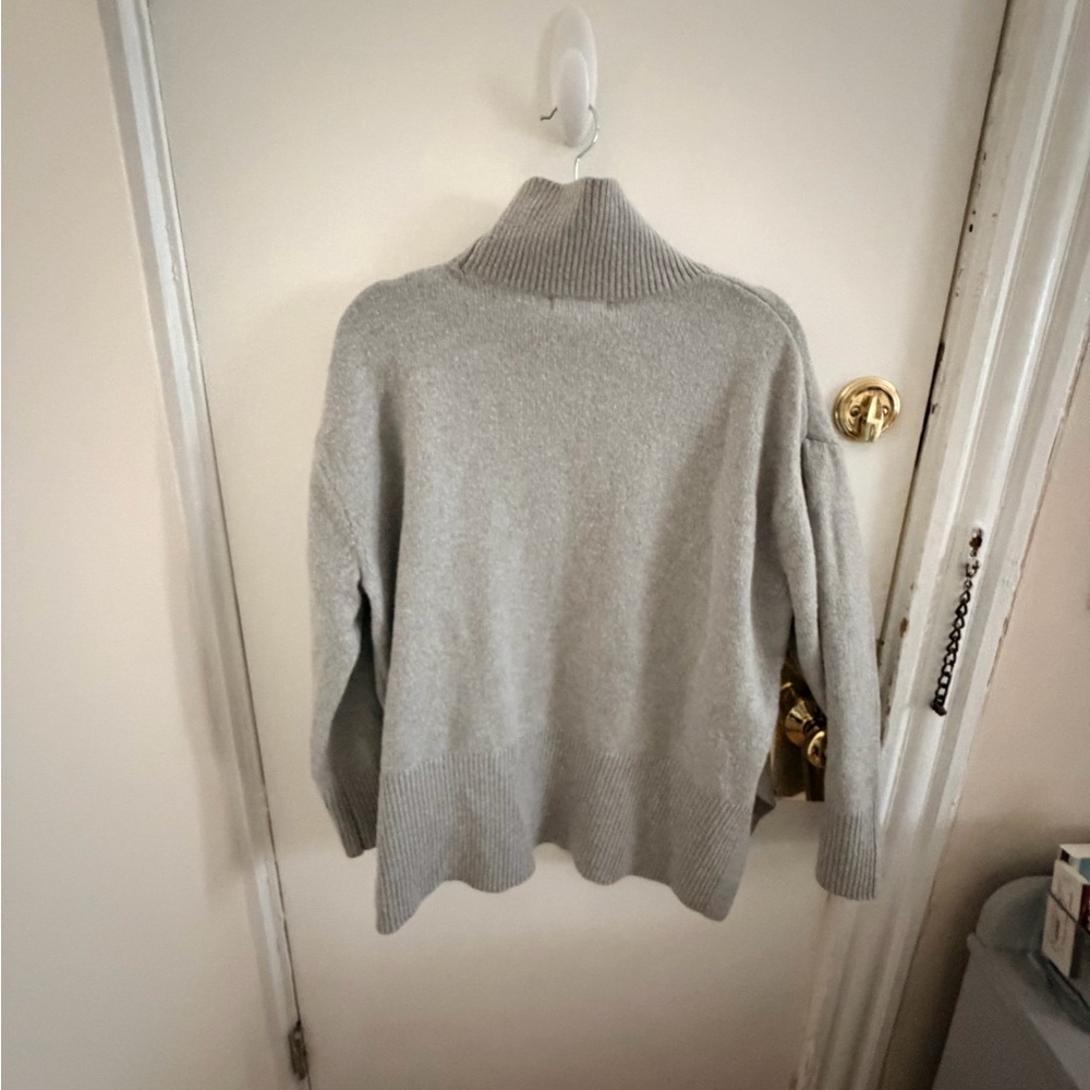 H&M Heather Gray Turtleneck Sweater